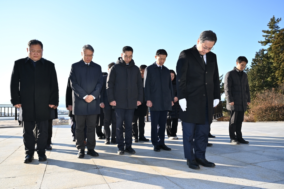 1월 2일 사천 충혼탑 참배 (3) 이미지